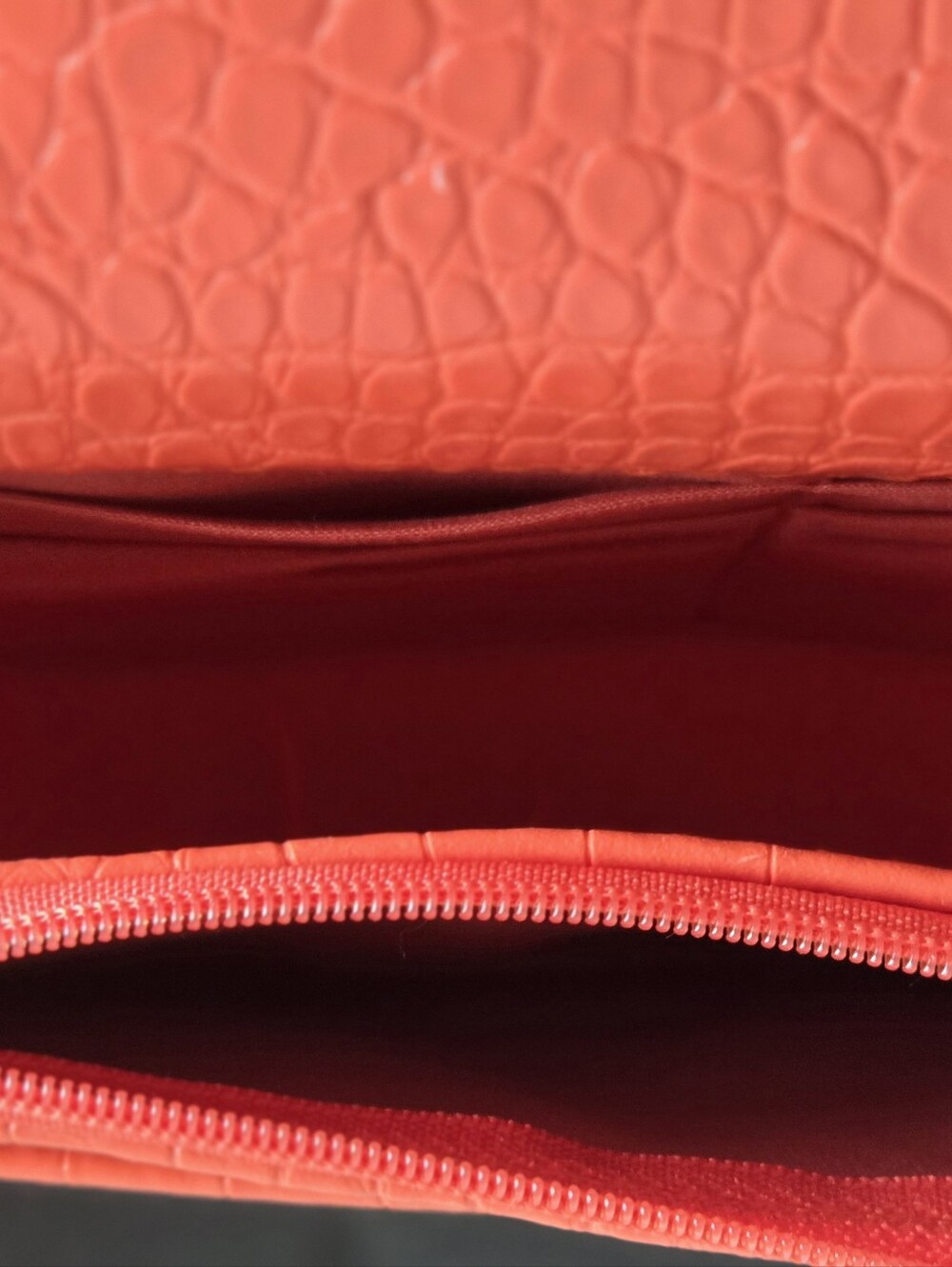 Badley Mischika Genuine Croc-Embossed Orange Wallet Clutch Nwt - Picture 7 of 9